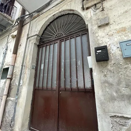 Charm E Chic Apartment Naples