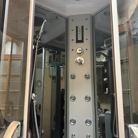 Diamond Apartment