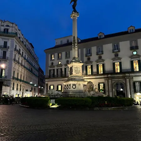 Bella Chiaia * Naples