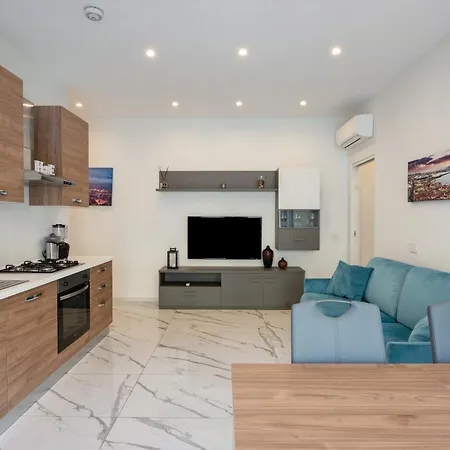 Apartment Luxury Lungomare *