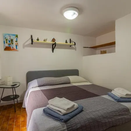 Apartment A' Casarell' E Lell' Naples