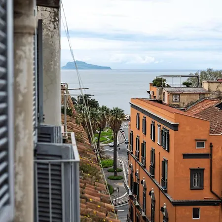 La Maison Entre Amis Naples