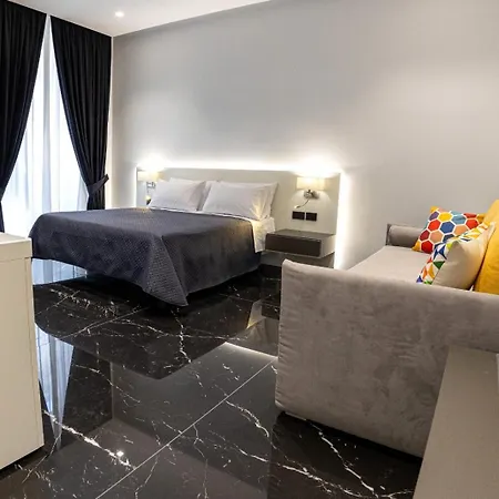 Maison Palla E Partner's * Neapel