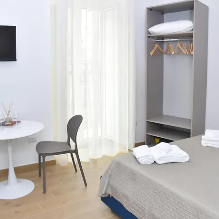 Guest house Rivieras House - *