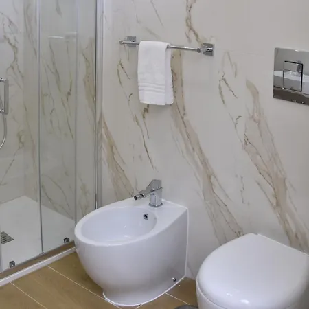 Rivieras House - *