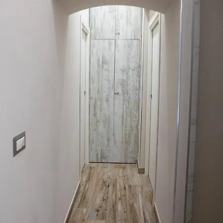 Apartment House Carme *
