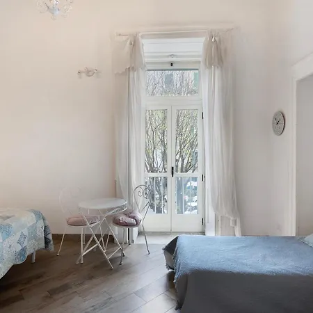 Aparthotel In Pieno Centro Storico 아파트 나폴리