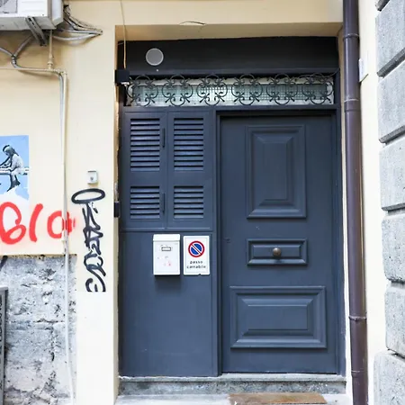 Storico 31 - Tiny & Comfy Naples