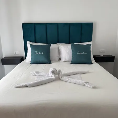 Isabel House Apartment