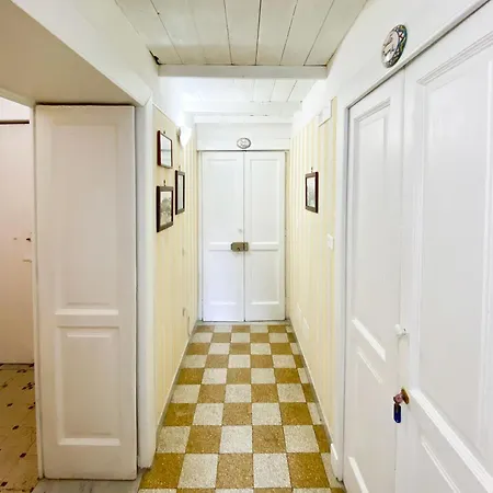 Le Vomero Apartman *