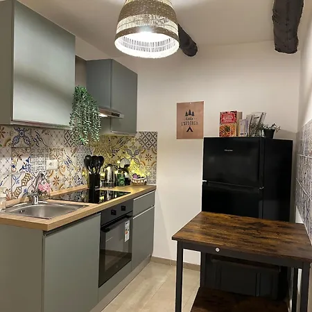 Apartment Duomo - Tribunali In The Historic Center *