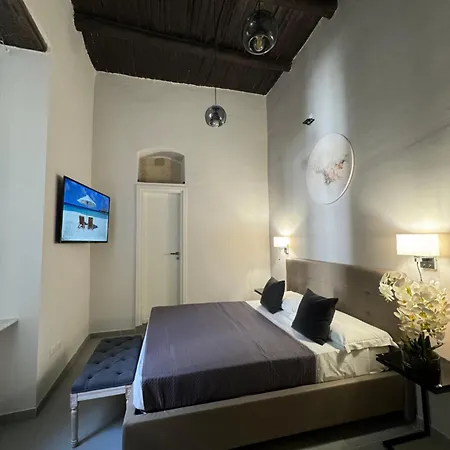 Miluar Relais - Donnaregina Bed & Breakfast *