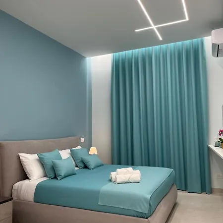 Luxury Naples
