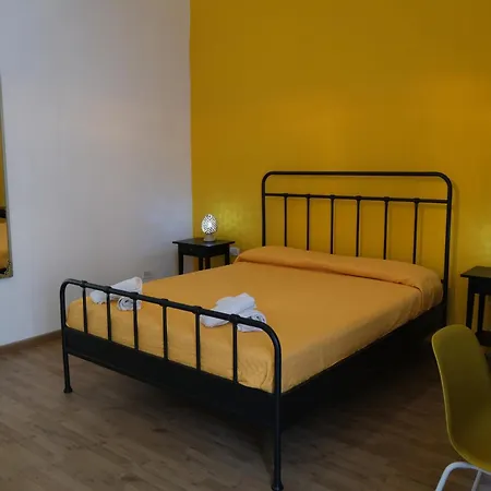 Tarumbo 2* Napoli