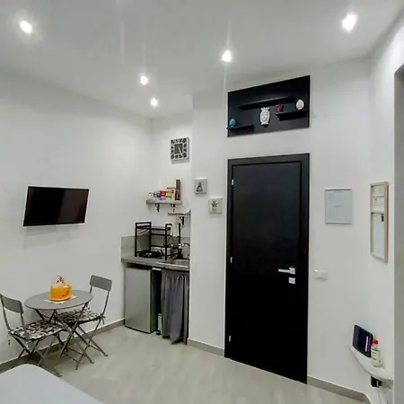 511 Apartment *