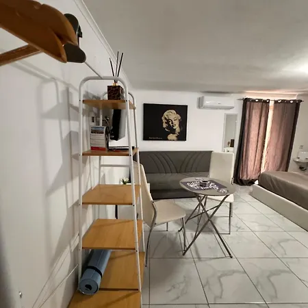 Relais Borbonico Chiaia Appartamento *