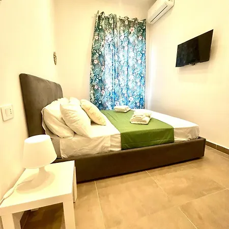 Fly Zone Bed & Breakfast *
