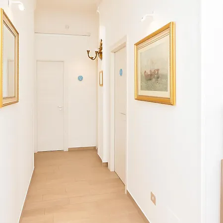 Cervantes Guest house *