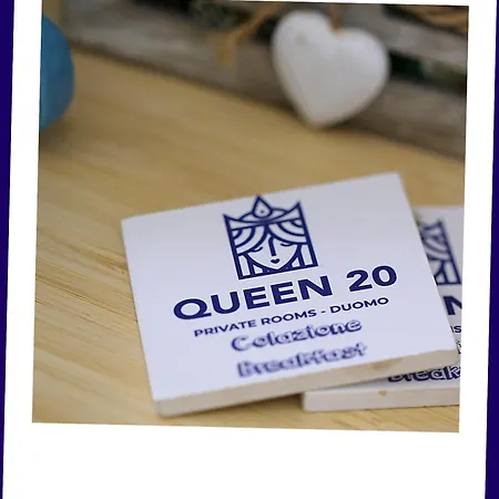 Queen 20 Luxury Duomo Bed & Breakfast Naples