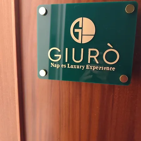 Giuro *