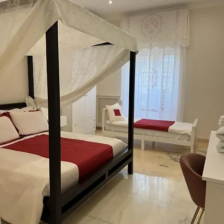 Bernini House Affittacamere Napoli