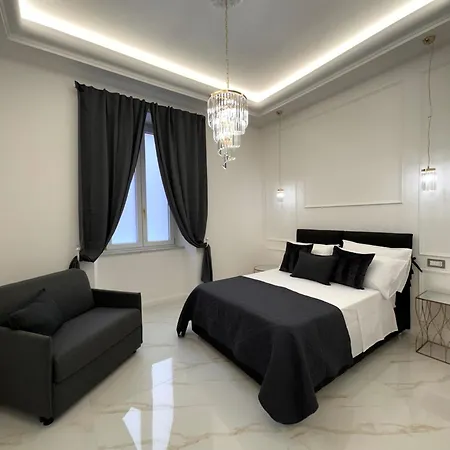 Ferdinando's Apartment Naples