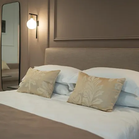 Monteroduni 22 - Chiaia Design Bed & Breakfast *