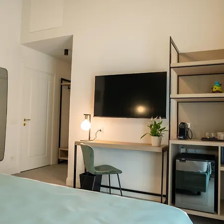 Bed & Breakfast Monteroduni 22 - Chiaia Design Napoli