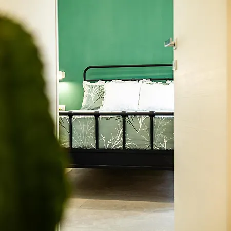 Alyde Apartment