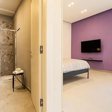Alyde Apartment *
