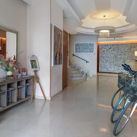 Hotel Nuvo Naples