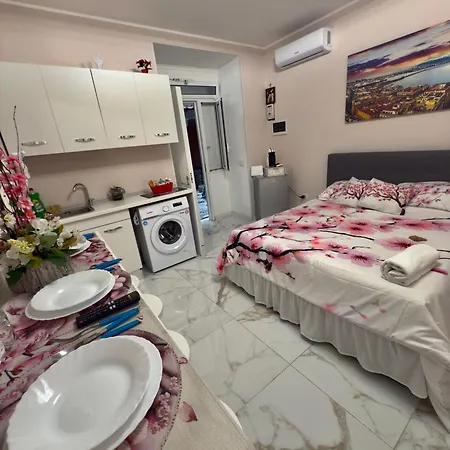 Casa Nel Cuore Antico Naples