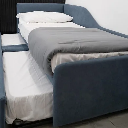 Universita Bed & Breakfast 2*