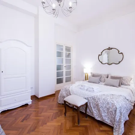 Carita Grandi Residenze Apartment Naples