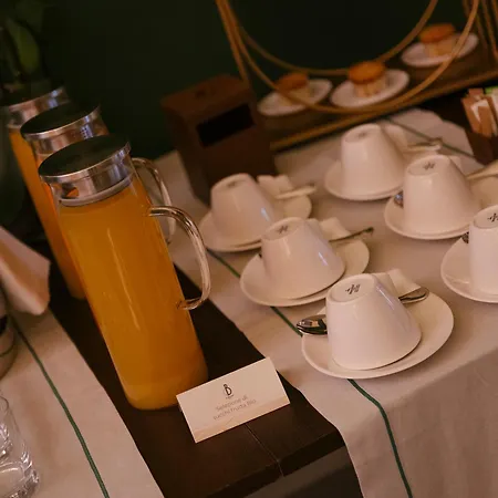 De Bonart Naples, Curio Collection By Hilton
