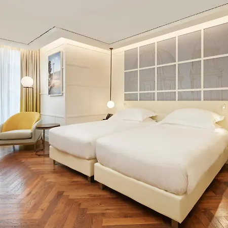 De Bonart Naples, Curio Collection By Hilton Hotel