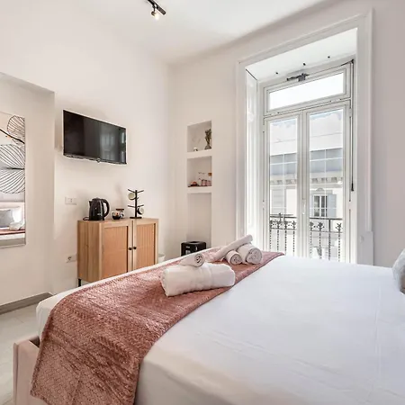 Apartment Tribeca Retreat Stunning House By The Sea