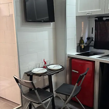 Essential Small House Apartment *