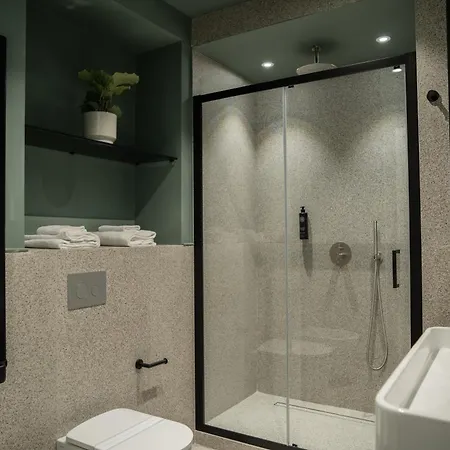 Monteroduni 22 - Chiaia Design Bed & Breakfast Napoli
