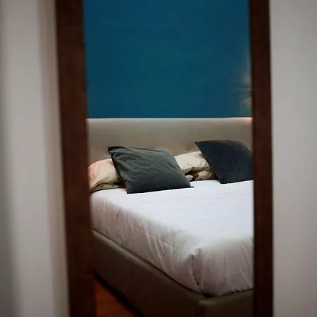 Queen 20 Luxury Duomo Bed & Breakfast Naples