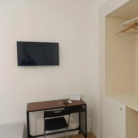 Affittacamere E Rosaroll Napoli