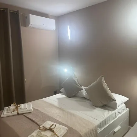 Pisacane Family Guest house *