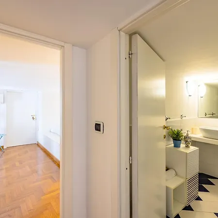 Apartmán Ella's *