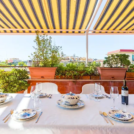 Terrazza 30 By Napoliapartments Apartamento