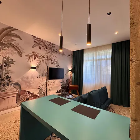 Palazzo Sebeto Aparthotel Naples