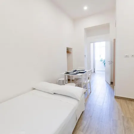 Apartment Casa Pontecorvo 05 Naples