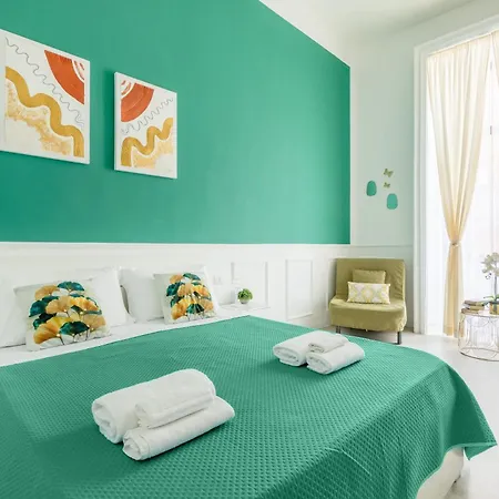 Holiday home Salotto Napoletano Minu
