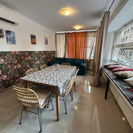 La Bella House Hébergement de vacances
