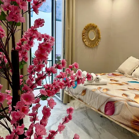 Bed & Breakfast Experience Center *