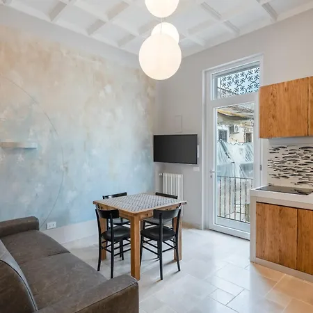 Apartment Agnone 18 By Domusextra Naples